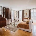 Grand Soleil D'or
